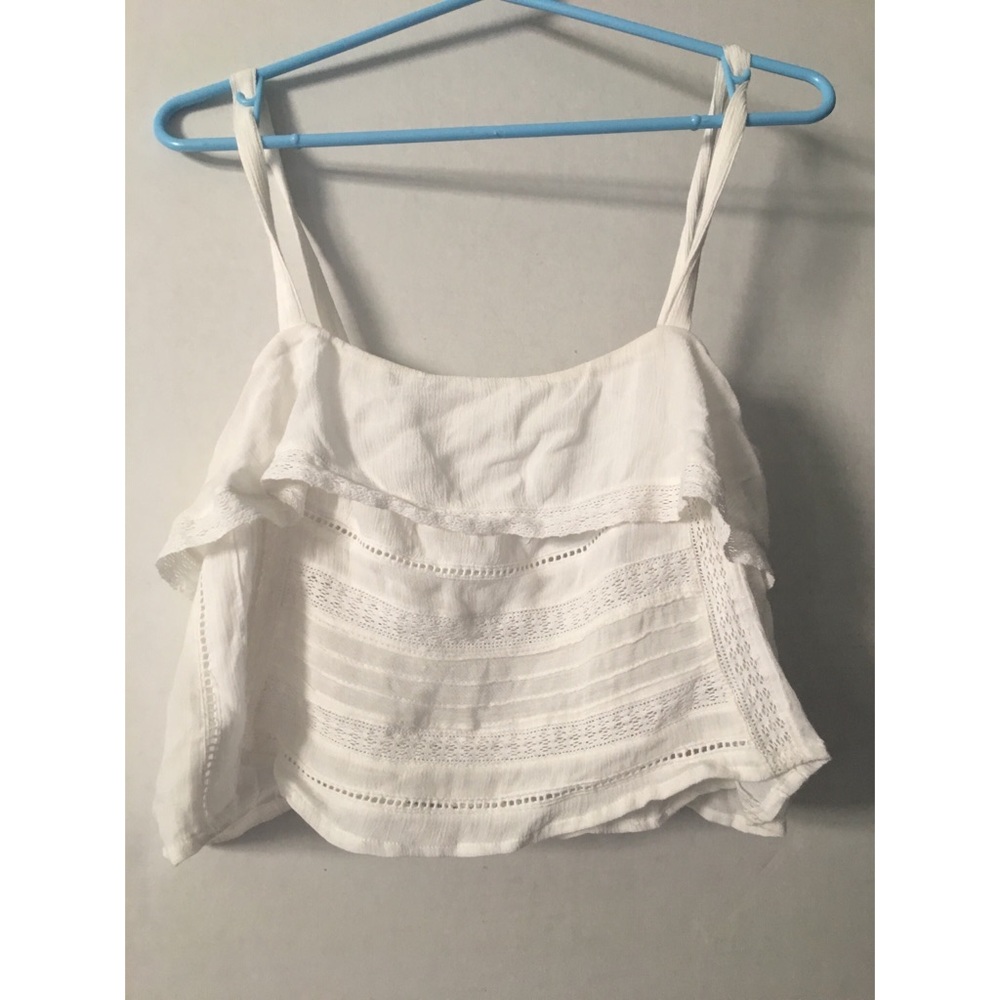 NWOT Amuse society white lace crop top